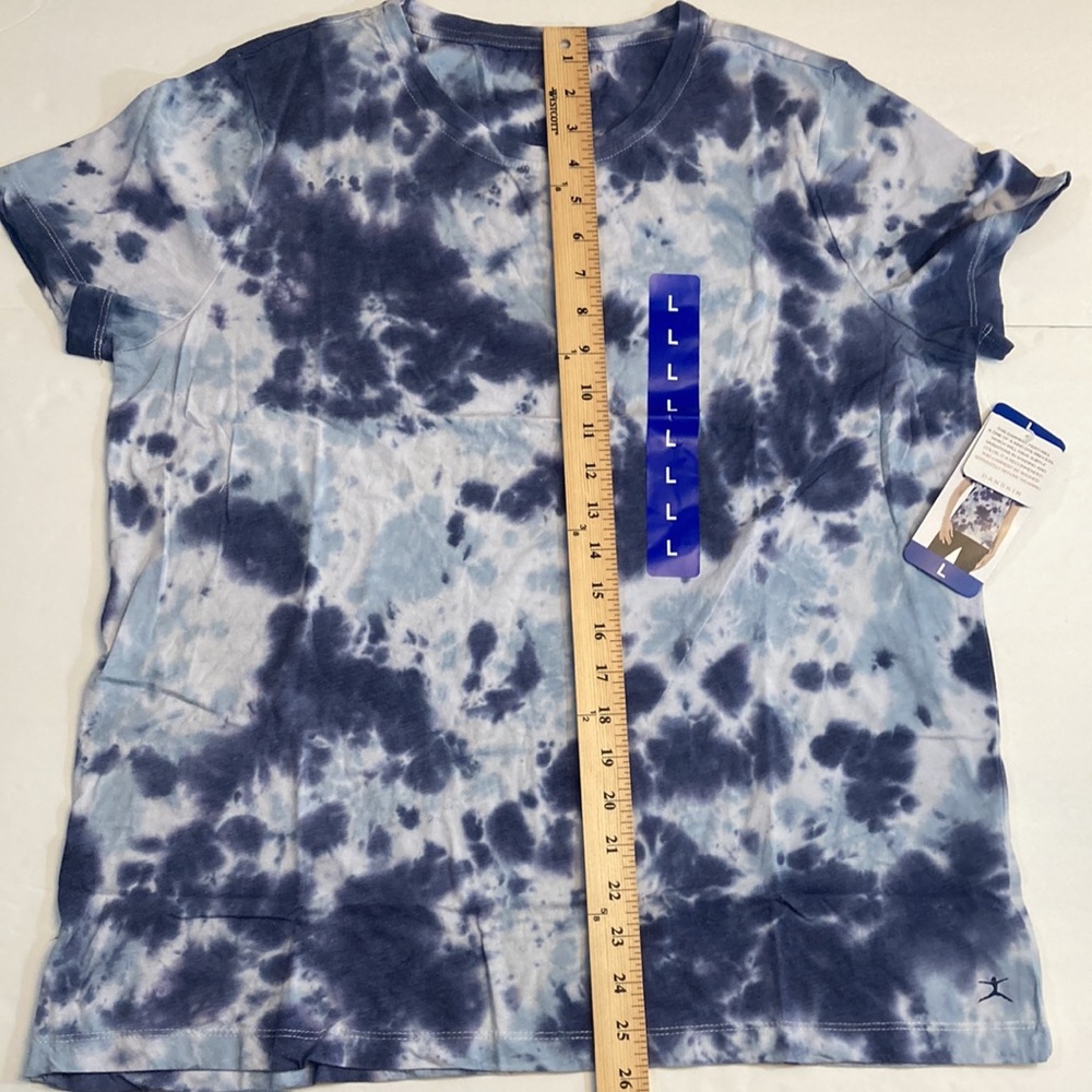 Shirt - Picture 2 of 7